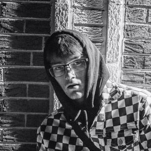 Meet your Posher, Felix